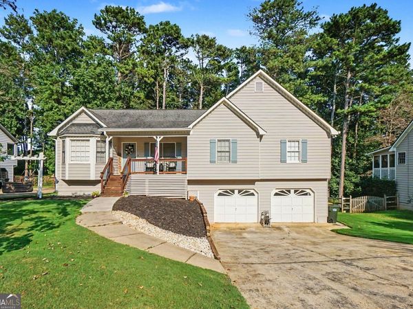 535 Brooksdale Drive, Woodstock, GA 30189