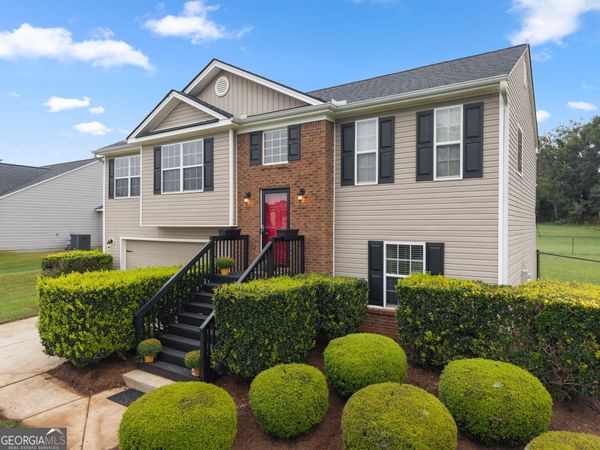1104 Hummingbird Way, Winder, GA 30680