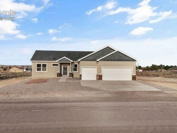 254 S Meriweather Drive, Pueblo West, CO 81007