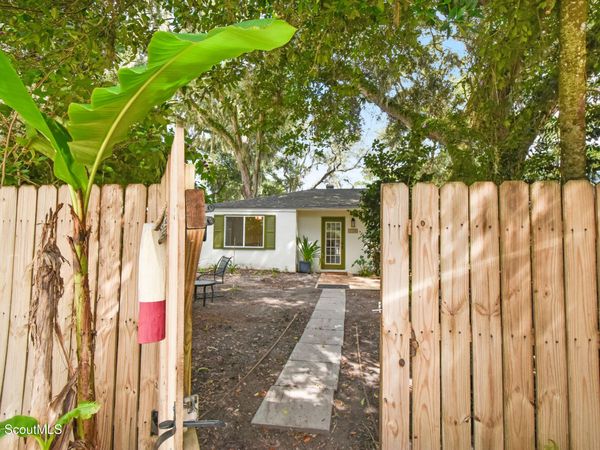 236 Broadway Street , St. Simons Island, GA 31522