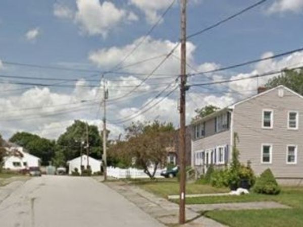 21 Bursley Rd, Unit 1, Weymouth, MA 02191