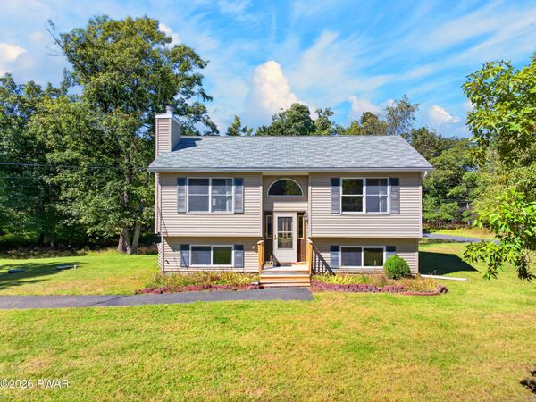 155 Mallard Lane , Bushkill, PA 18324