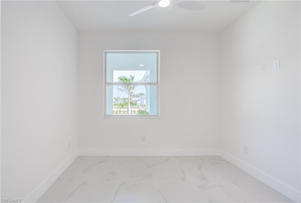 1105 SE 38th St, Cape Coral, FL 33904 Photo