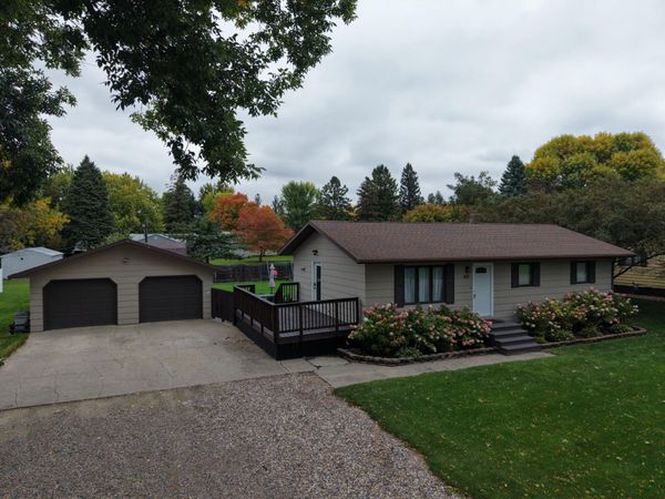 407 W Washington Avenue , Mahnomen, MN 56557