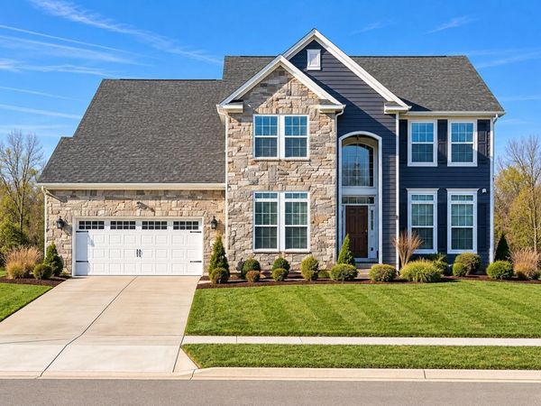 206 Ingleton Court , Delaware, OH 43015