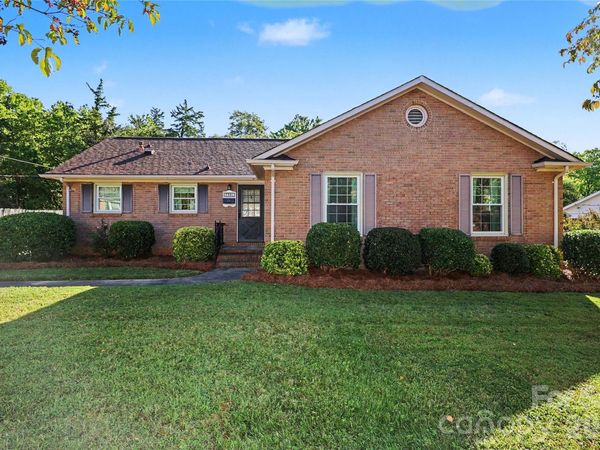 7331 Briardale Drive , Charlotte, NC 28212
