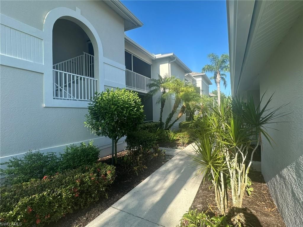 8620 Cedar Hammock Cir , Unit 1121, Naples, FL 34112 Photo