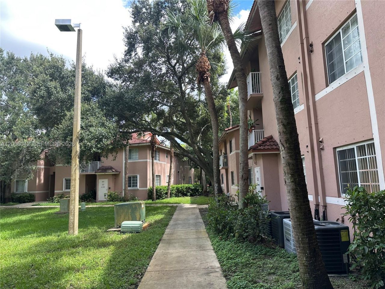 3241 Sabal Palm Mnr, Unit 302, Davie, FL 33024 Photo