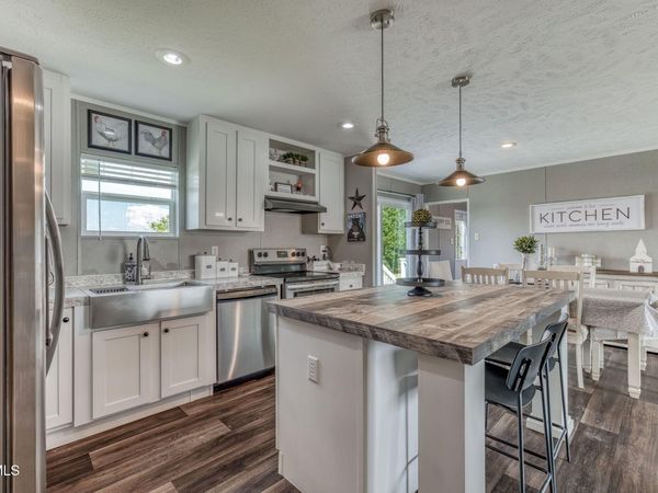 109 Lakeview Lane, Johnson City, TN 37615