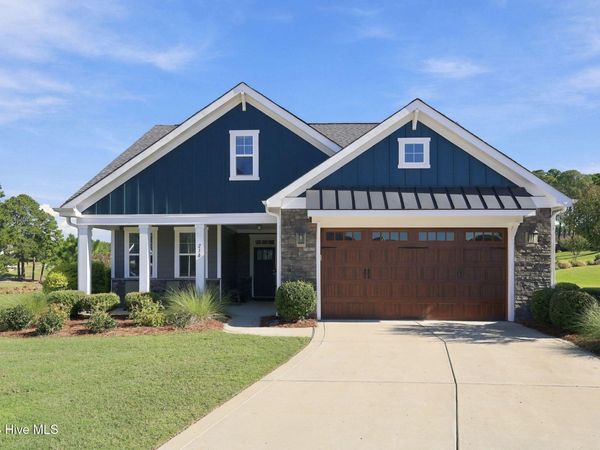 216 Holly Springs Court, Southern Pines, NC 28387