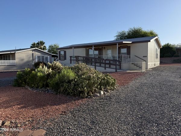30848 S RUNNING HORSE Road, Unit 16, Congress, AZ 85332