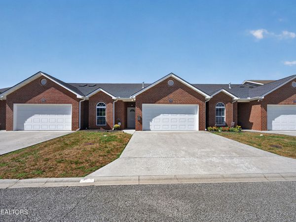 1109 Webster Groves Lane, Knoxville, TN 37909