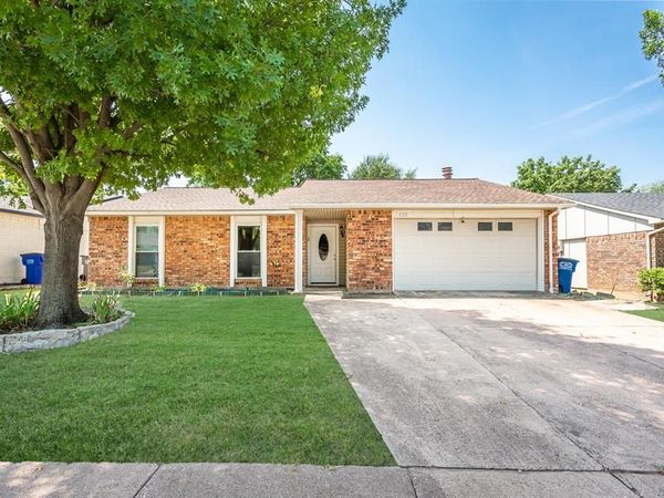 622 Valley View Drive, Allen, TX 75002