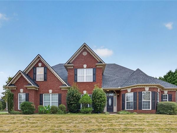 8100 Powhattan Court, Mcdonough, GA 30252