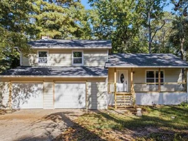 208 Fairview Point , Ellenwood, GA 30294