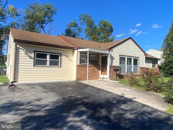 37 WEER CIRCLE, WILMINGTON, DE 19808