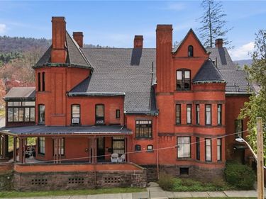 201 Pine Street , Corning, NY 14830