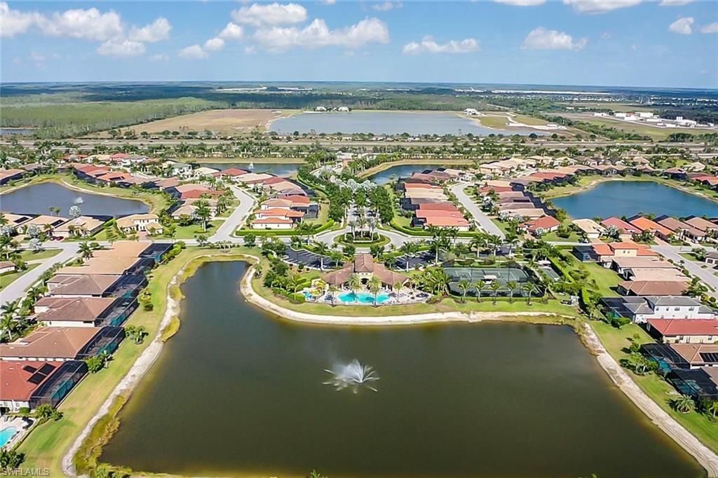 10505 Valencia Lakes Dr, Bonita Springs, FL 34135 Photo