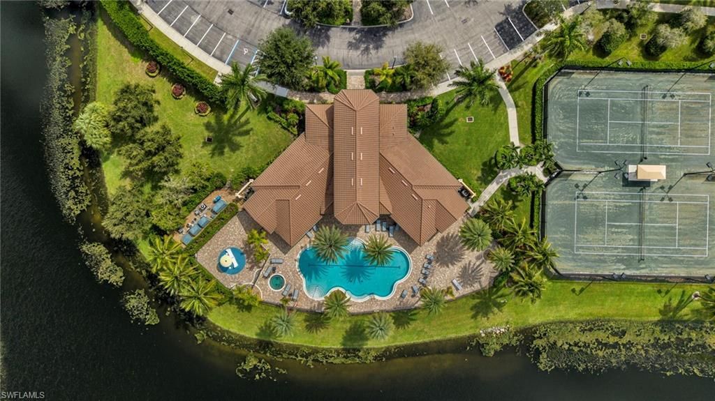 10505 Valencia Lakes Dr, Bonita Springs, FL 34135 Photo