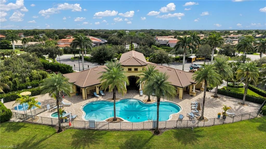 10505 Valencia Lakes Dr, Bonita Springs, FL 34135 Photo