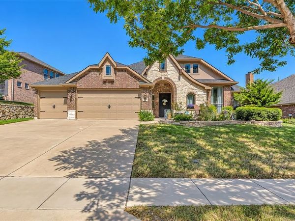 745 Dalrock Road , Fort Worth, TX 76131