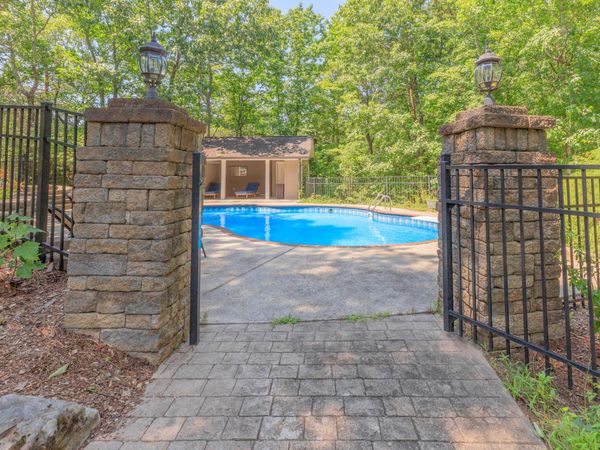 1558 Powder Springs Circle, Flintstone, GA 30725