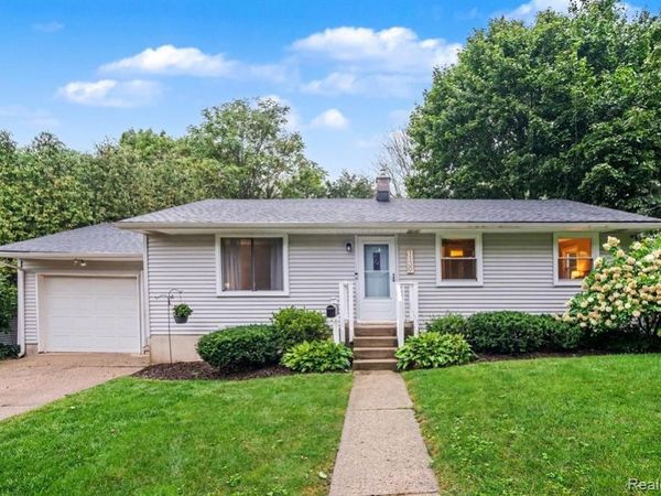 1139 Houseman Avenue NE, Grand Rapids, MI 49503