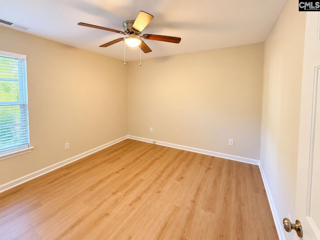 100 Bennington Circle Photo 16