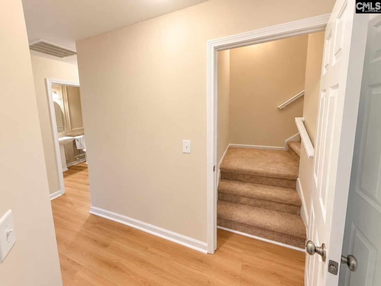 100 Bennington Circle Photo 17