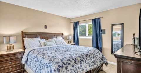 1126 Bradley Square, Sparks, NV 89434 Photo