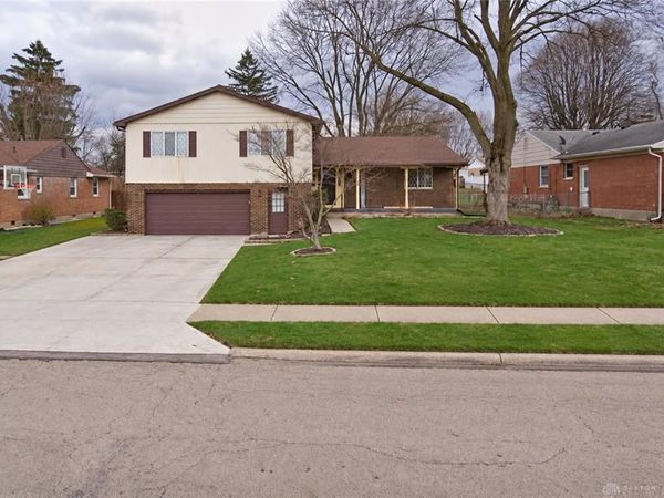 2732 Balsam Drive, Springfield, OH 45503