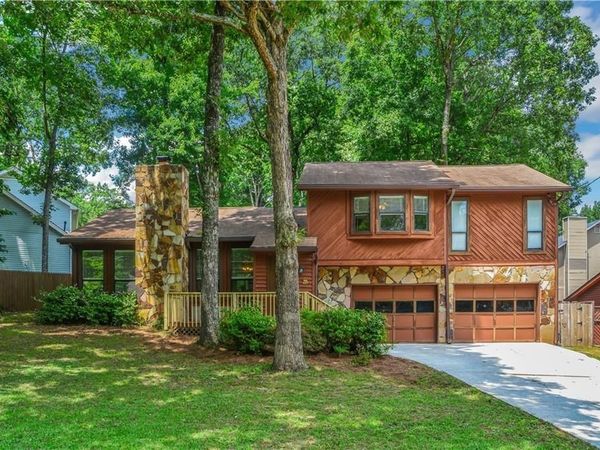 1790 Pierce Arrow Parkway , Tucker, GA 30084