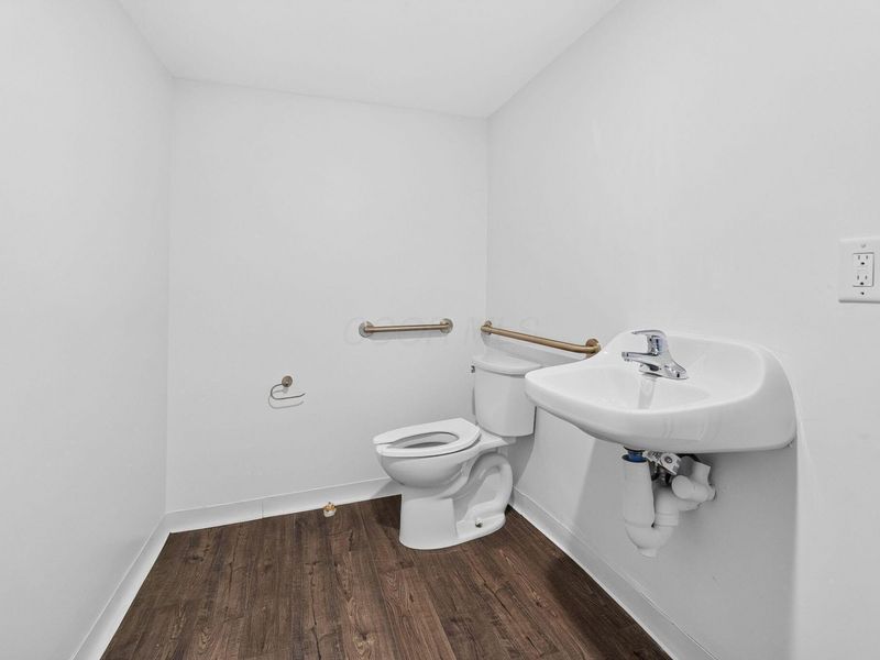 2485 Indianola Avenue , Columbus, OH 43202 Photo 24