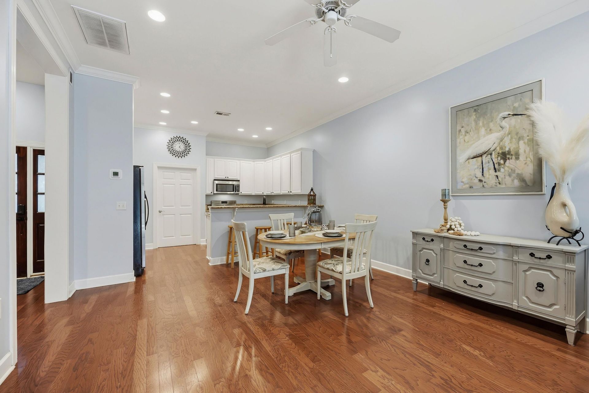 23 Augustine Road Photo 13