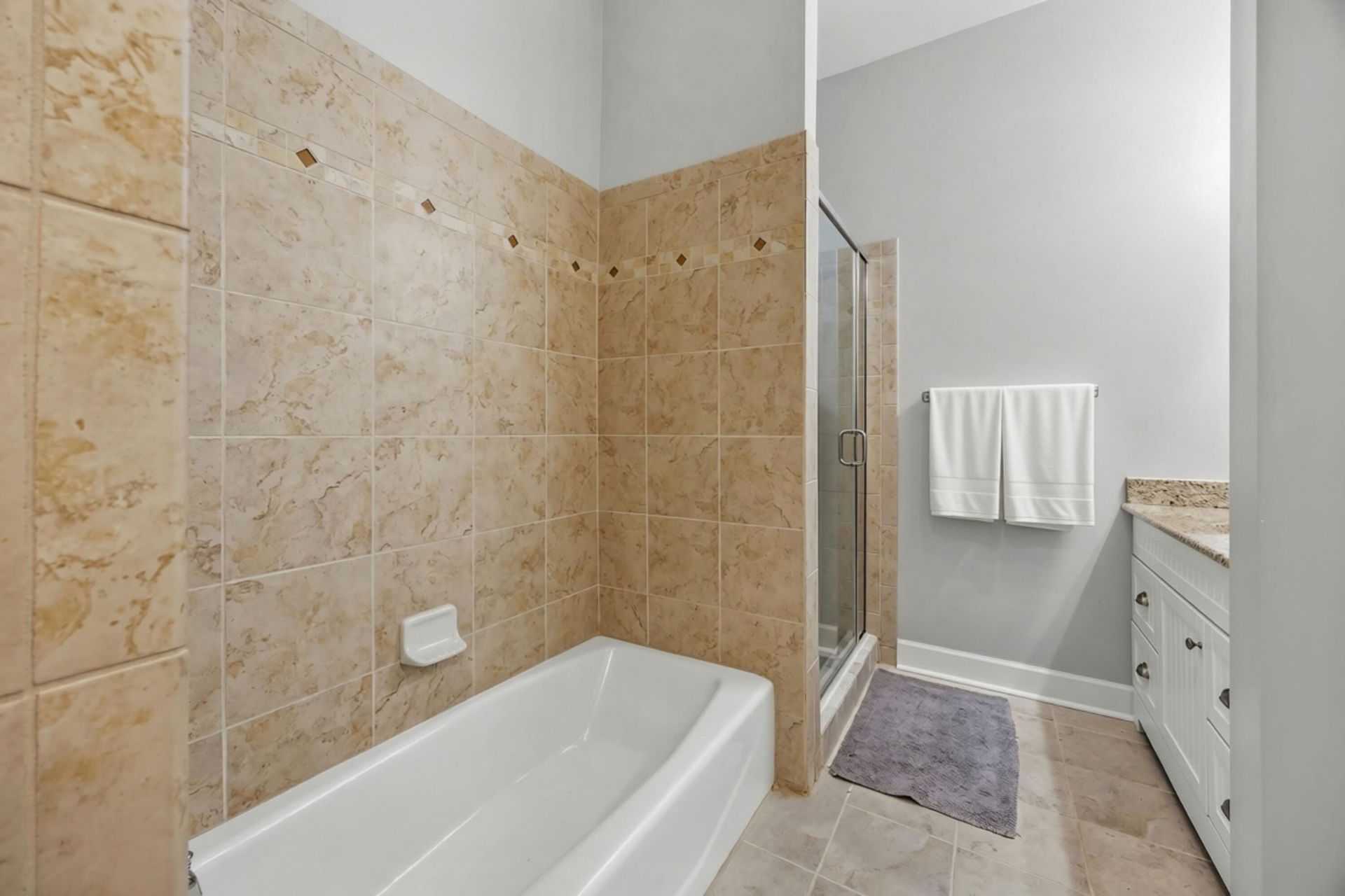 23 Augustine Road Photo 23