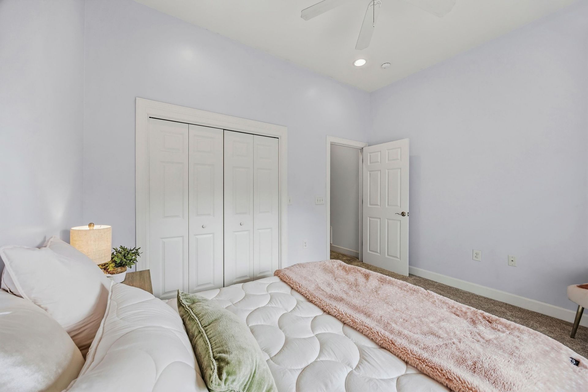 23 Augustine Road Photo 38