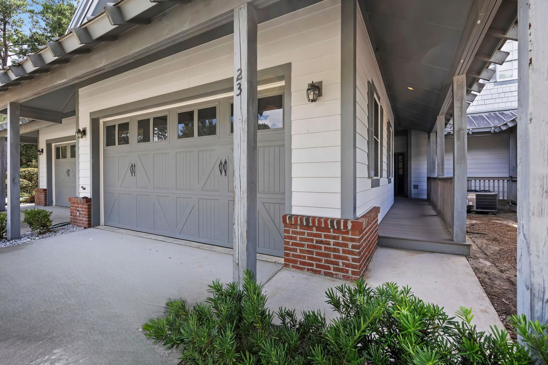 23 Augustine Road Photo 4