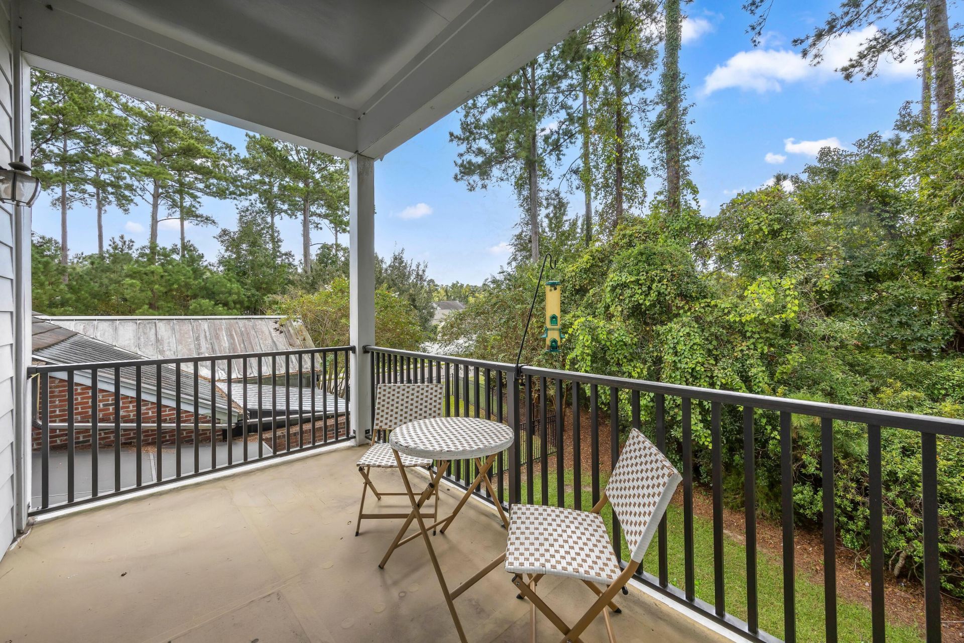 23 Augustine Road Photo 40