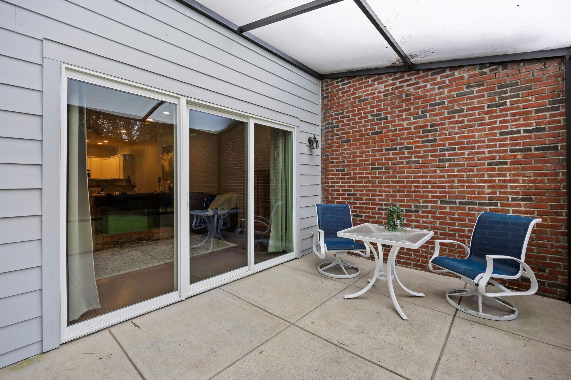 23 Augustine Road Photo 41