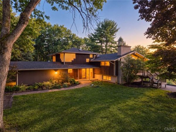 1611 W Lake Road , Skaneateles, NY 13152