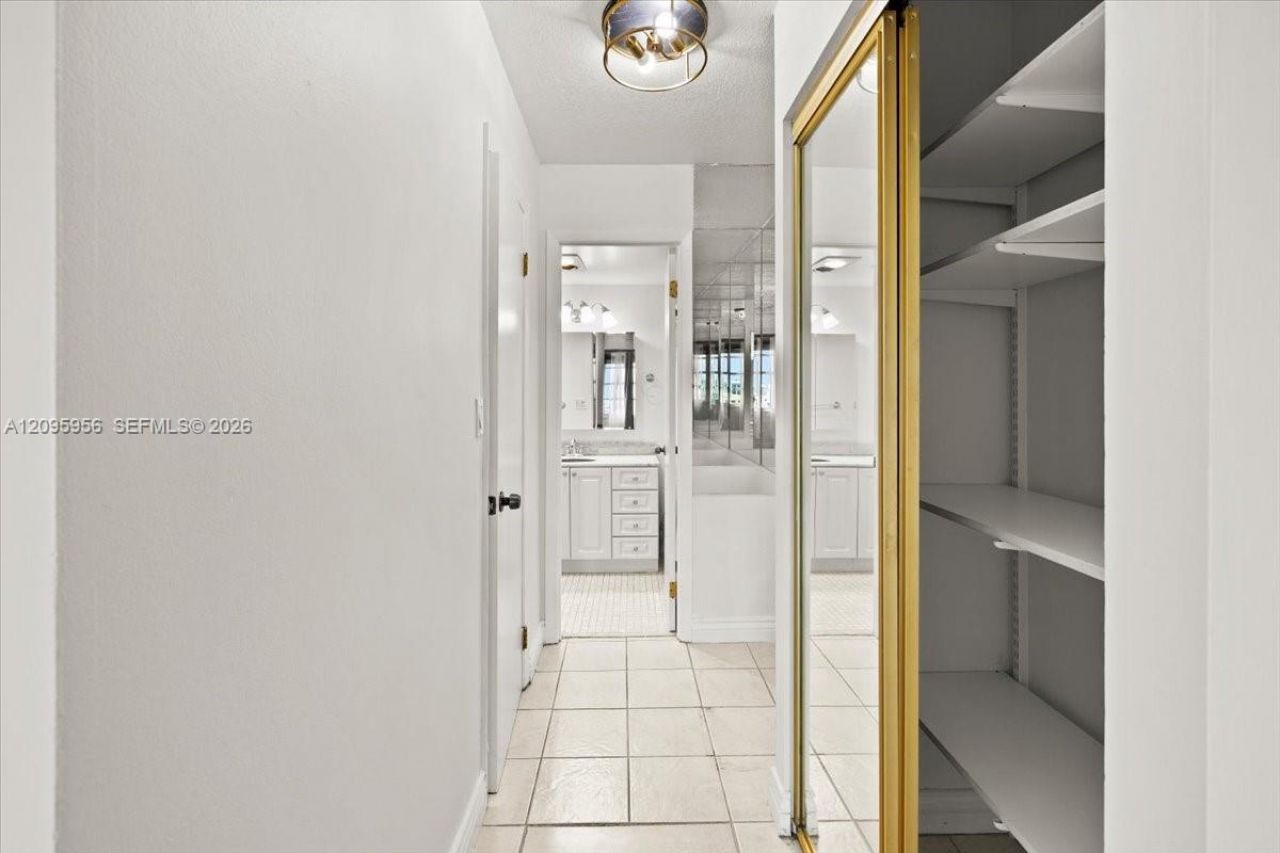 2780 NE 183rd St, Unit 1207, Aventura, FL 33160 Photo