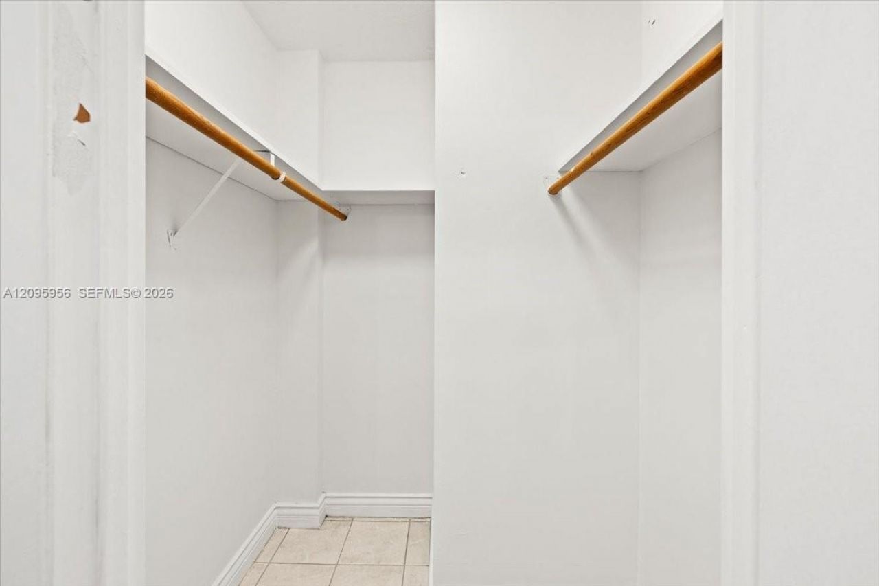 2780 NE 183rd St, Unit 1207, Aventura, FL 33160 Photo