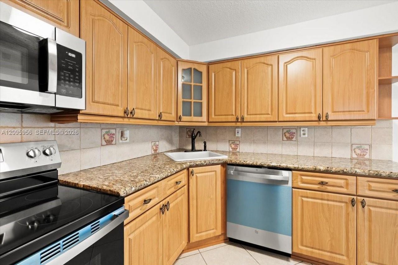 2780 NE 183rd St, Unit 1207, Aventura, FL 33160 Photo