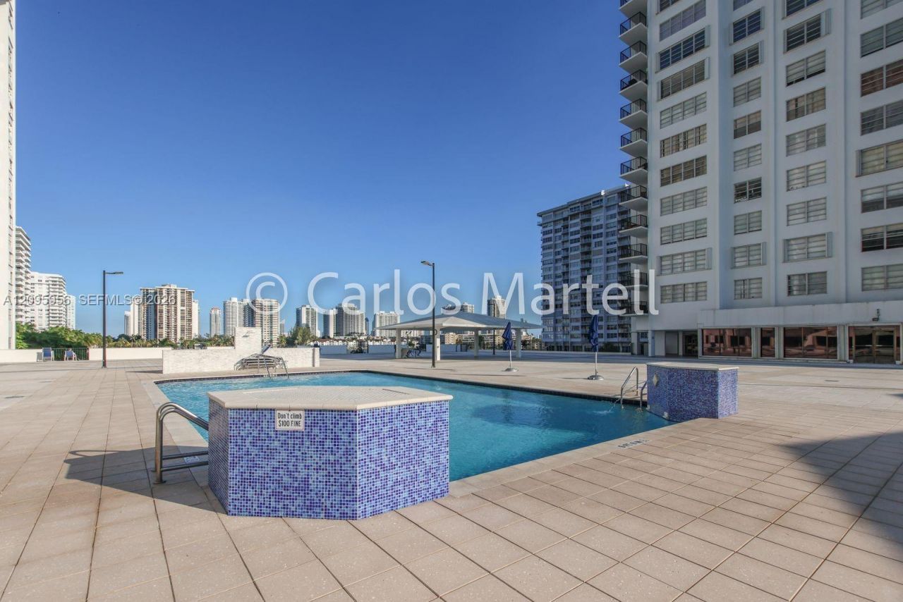 2780 NE 183rd St, Unit 1207, Aventura, FL 33160 Photo