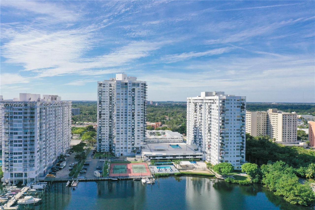 2780 NE 183rd St, Unit 1207, Aventura, FL 33160 Photo