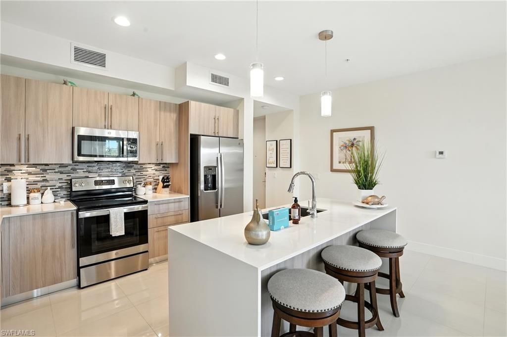 15901 Royal Pointe Ln , Unit 301, Fort Myers, FL 33908 Photo
