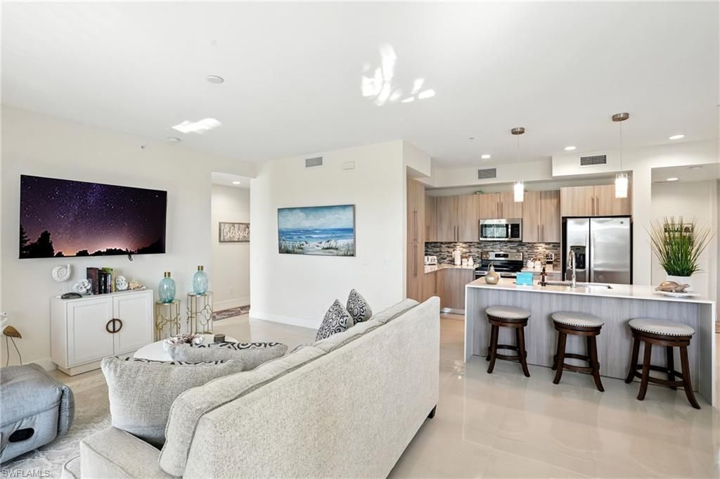 15901 Royal Pointe Ln , Unit 301, Fort Myers, FL 33908 Photo