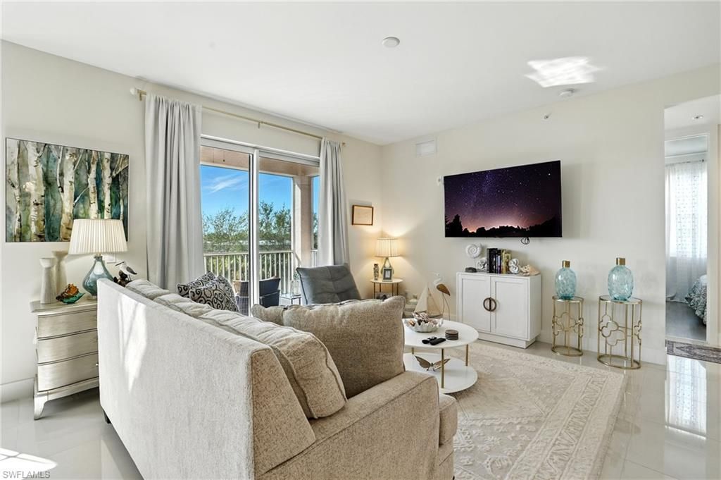 15901 Royal Pointe Ln , Unit 301, Fort Myers, FL 33908 Photo