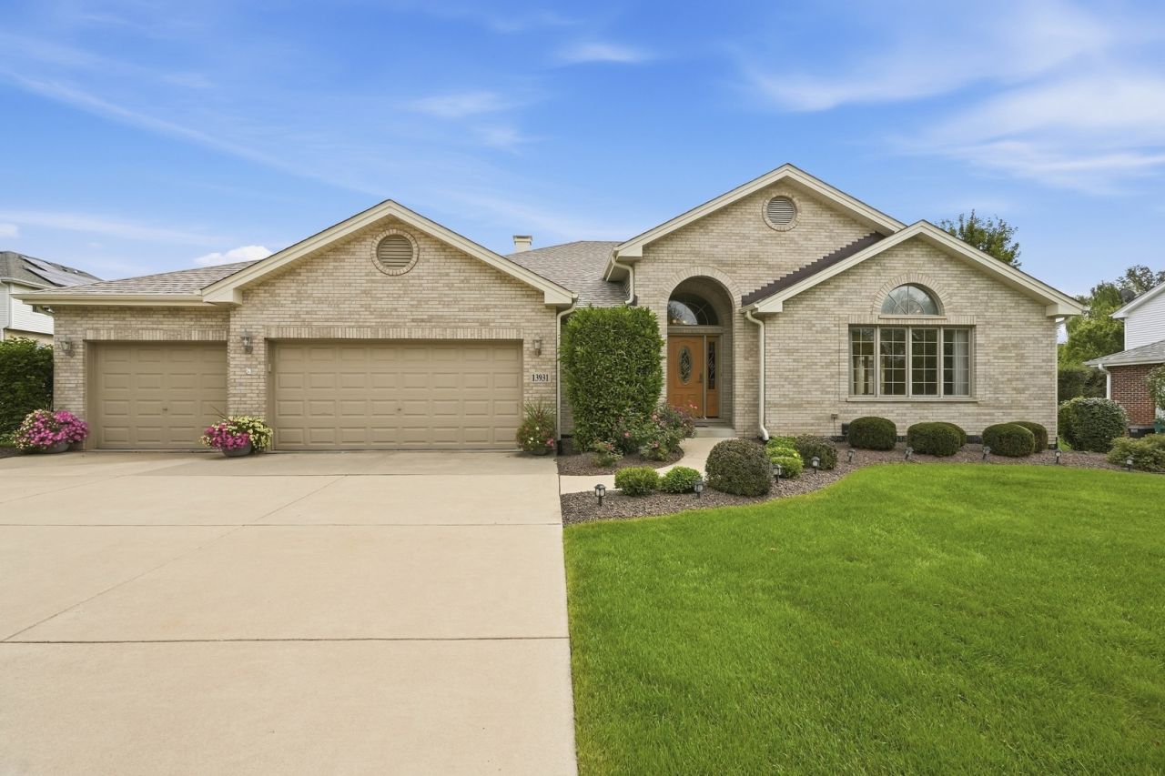 13931 Cooper Way, Orland Park, IL 60467 Main Photo