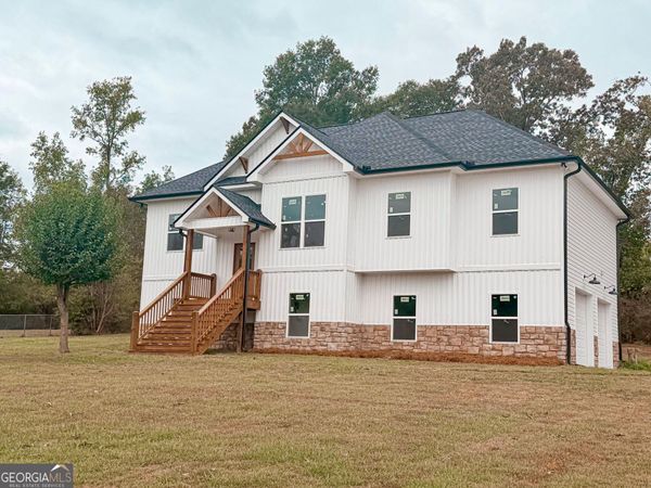 163 Woodberry Drive SE, Calhoun, GA 30701